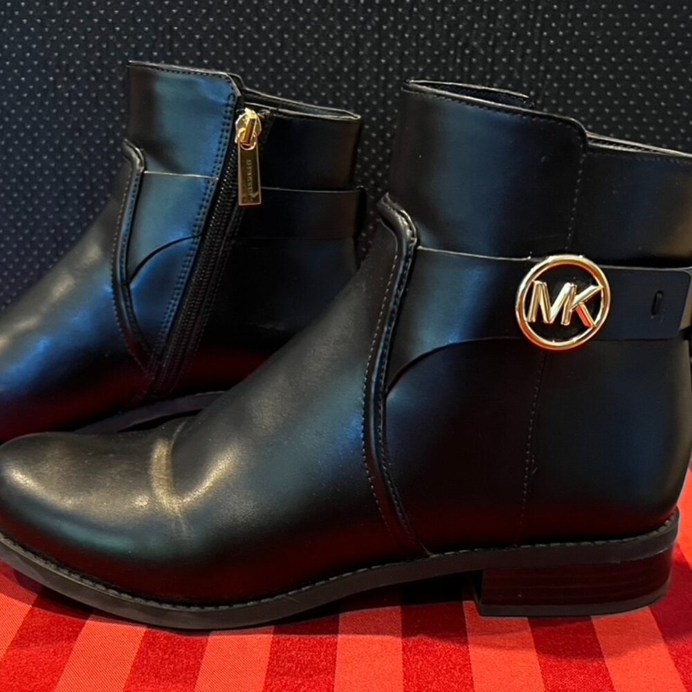 Michael Kors Black Bootie Size 7.5